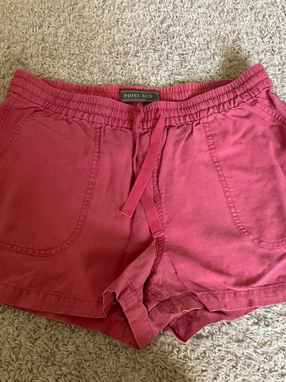 POINT SUR FOR J.CREW  WOMENS SHORTS. SIZE: M. COLOR: RED.